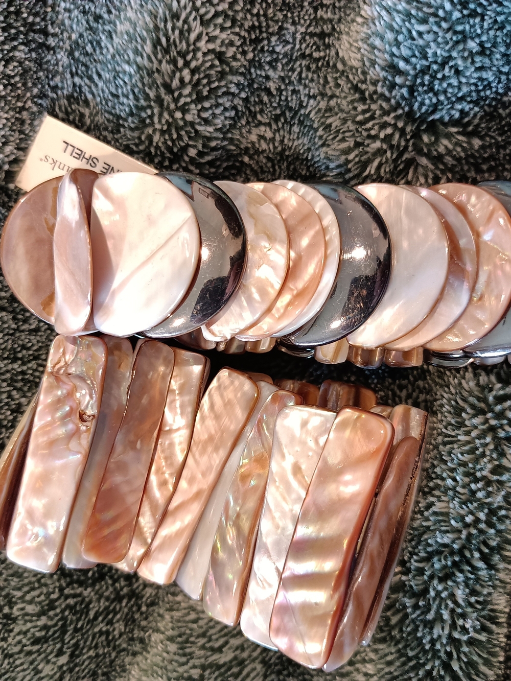 Pearlescent Shell Stretch Bracelets - Iridescent Pink Beige